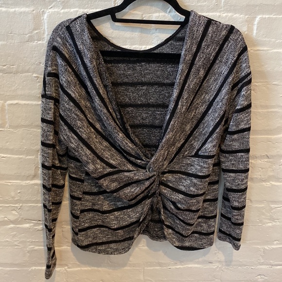 Lush Banbury and Heather Grey and Black Striped Loose Knit Sweater Top - Picture 5 of 6